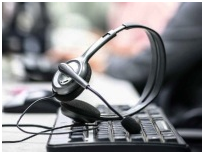 headset and keyboard 2