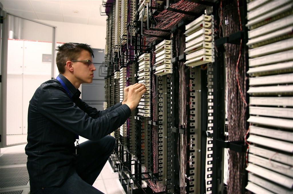 fixing network cables 2