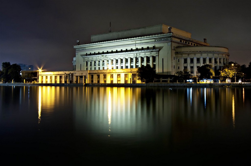 white house 3
