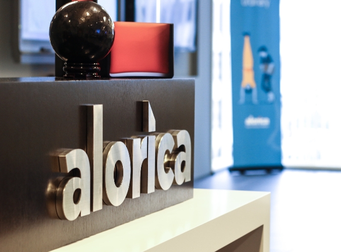 Alorica