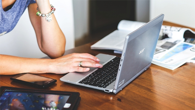 Outsourced data entry, graphics and Excel work tops freelance work