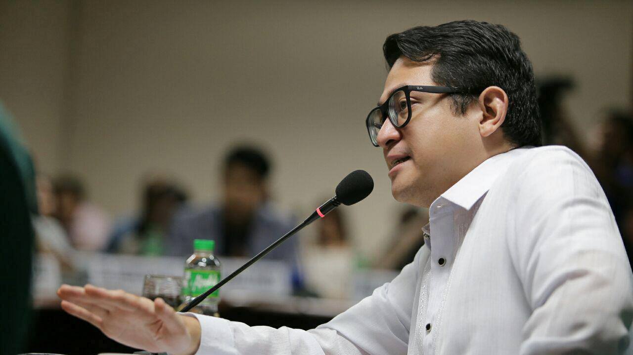 PH senator seeks protection for BPO sector