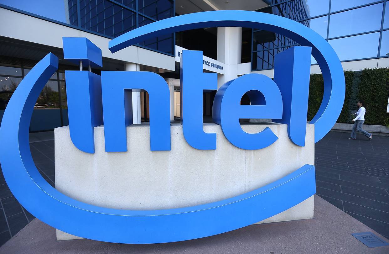 Intel trims workforce, names Infosys as sole contractor