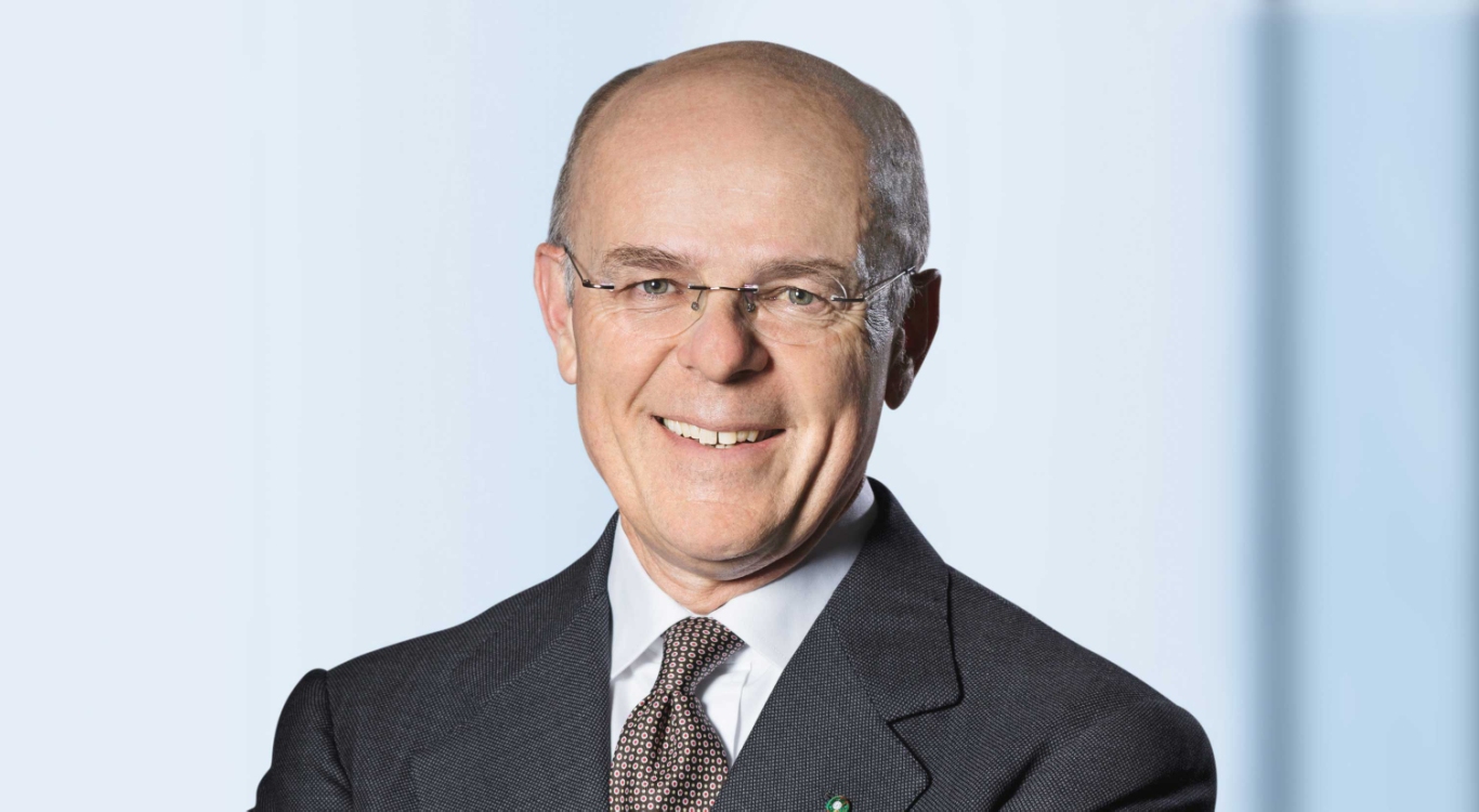 Outsourcing not a good strategy for cutting costs, says Zurich CEO