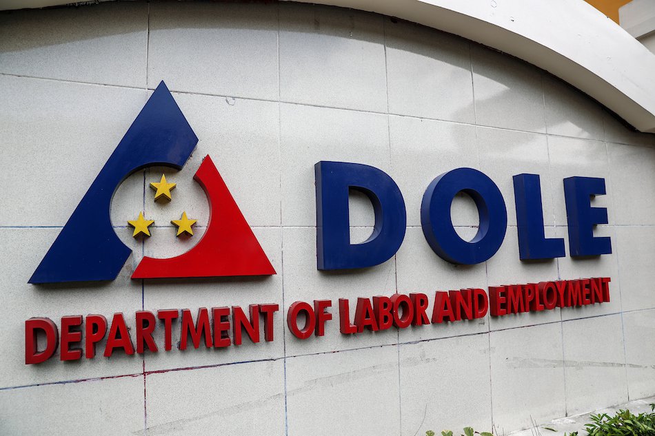 Over 7,000 POGO Workers Face Deportation, Says DOLE