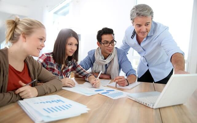 Internships and Work Experience Boost Graduate Employability Says New Study