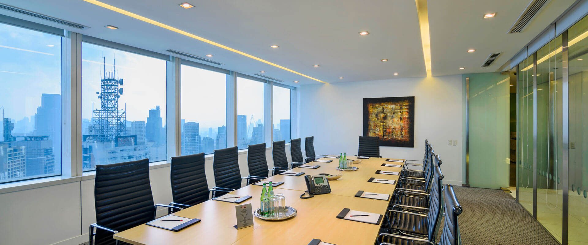 Office space vacancies continue to rise in Metro Manila