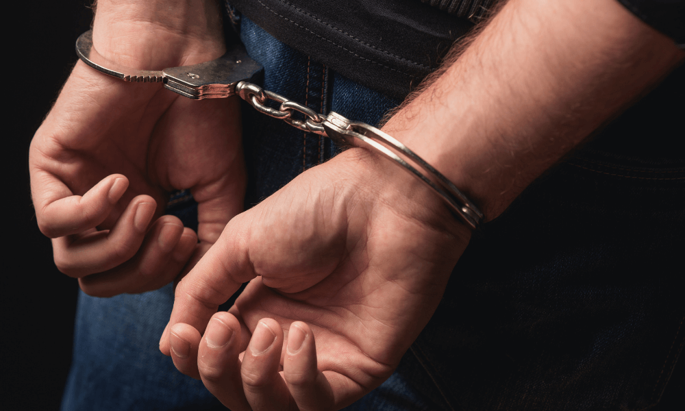 30 arrested in 2 fake call centers in Delhi