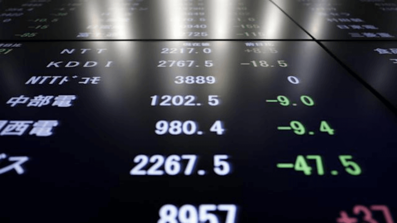 US shares rose, Asian stocks mixed as focus shifts to payrolls