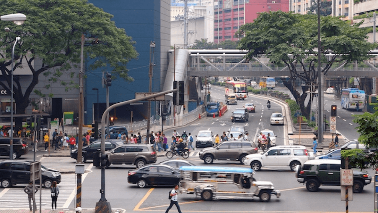 Foreign investors re-enter PH as restrictions loosen