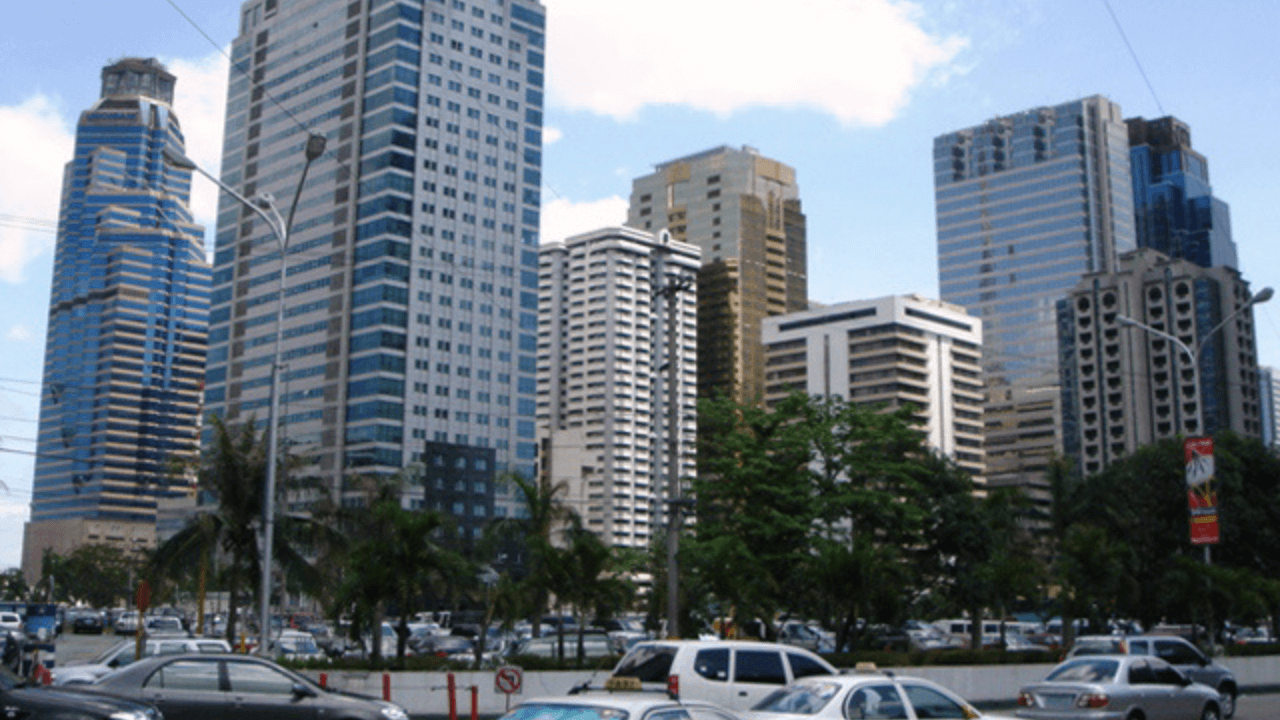 PH GDP to grow by 6% in 2022 despite vulnerability to economic disruptions