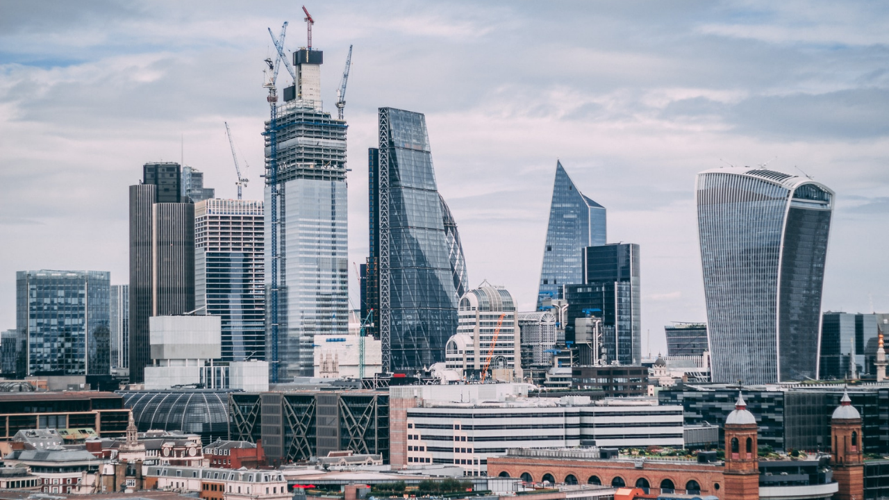 32% of UK firms plan to outsource more IT services