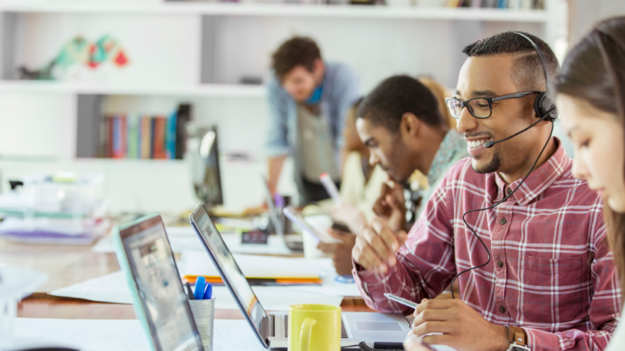 85% of customer service agents don’t want to return to contact centers