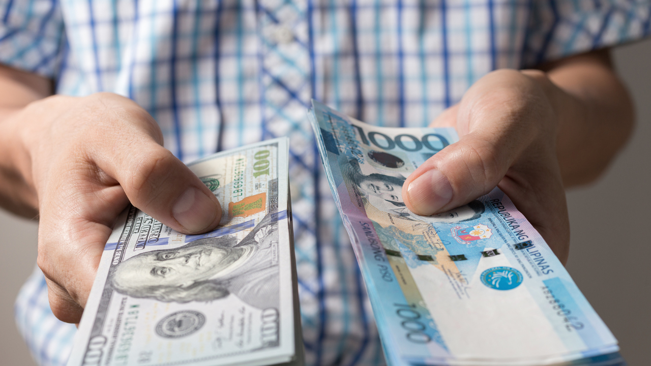 BPOs to benefit from weakening peso — Moody’s analyst