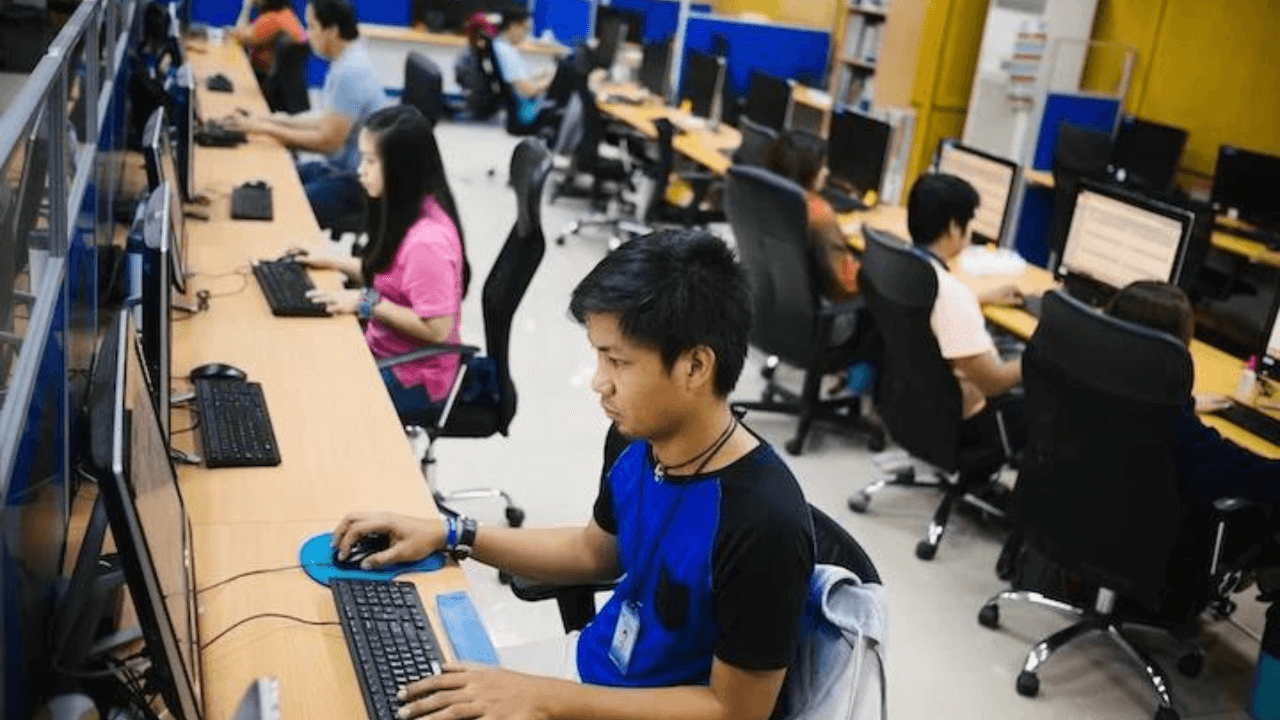 Marcos admin called to prioritize IT-BPO, agri sectors