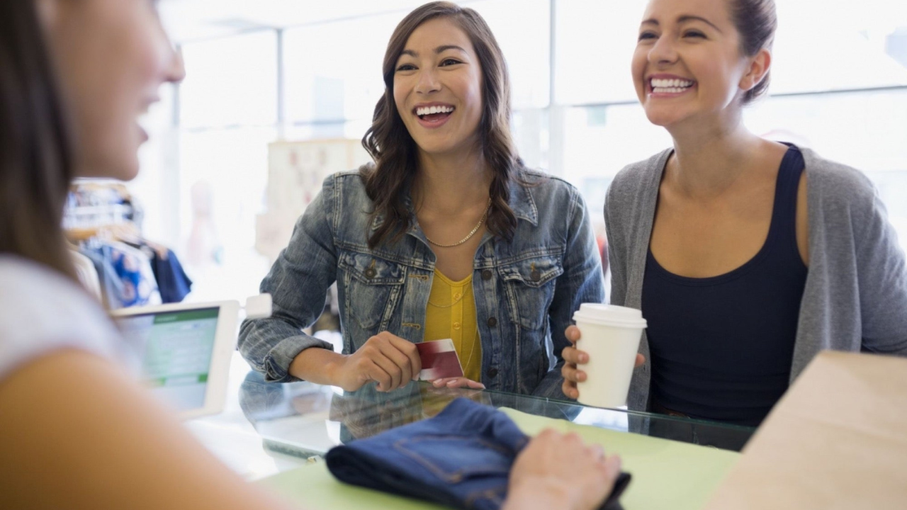 Over 7 in 10 people believe that brands can do more to deliver customer happiness
