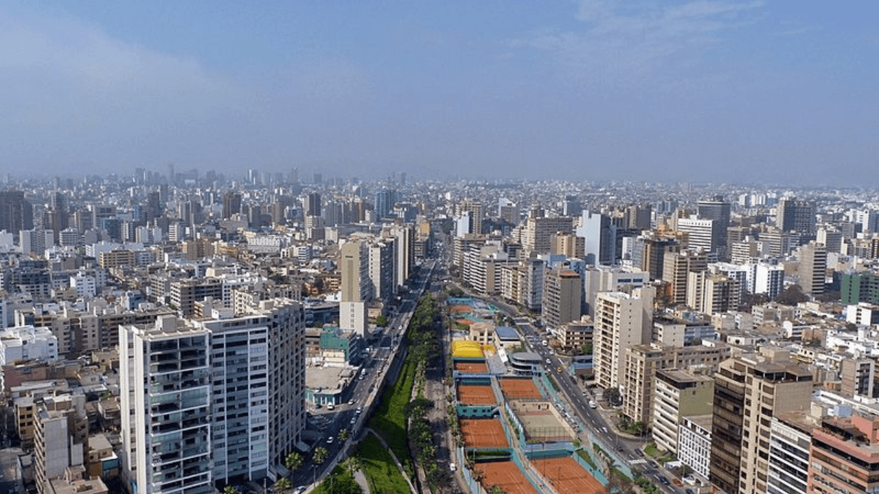 Peru establishes new fines for outsourcing