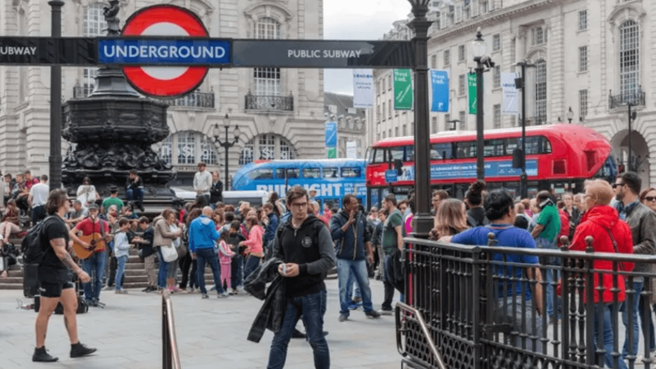 UK’s 4-day workweek trial sees surge in applicants