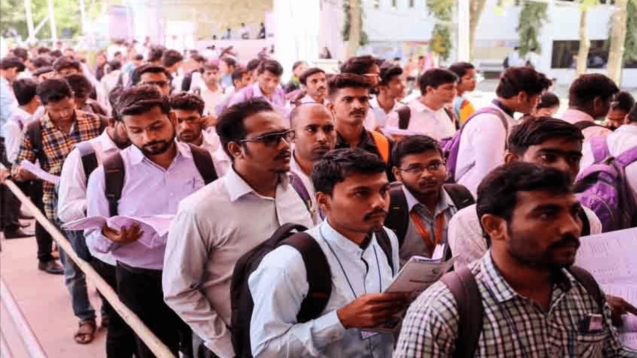 Monster.com reports 6% drop in India’s hiring activity