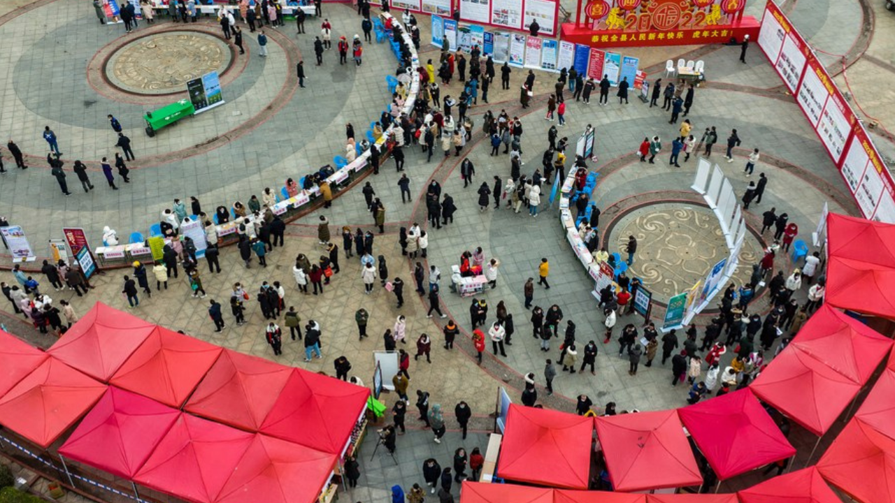 China to further develop its HR services sector