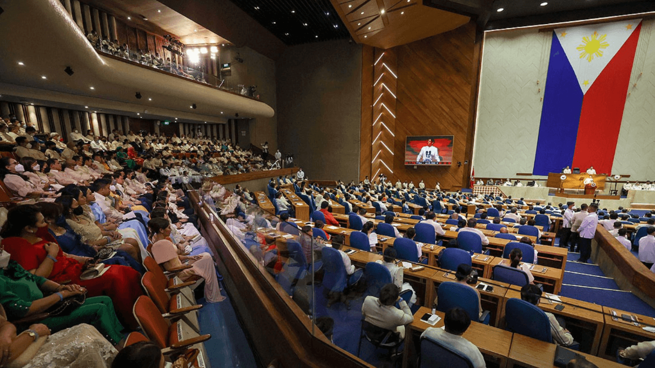 Lawmaker files bill to regulate AI