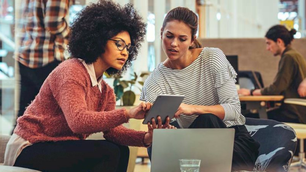 UK workers seek flexible work, salary transparency