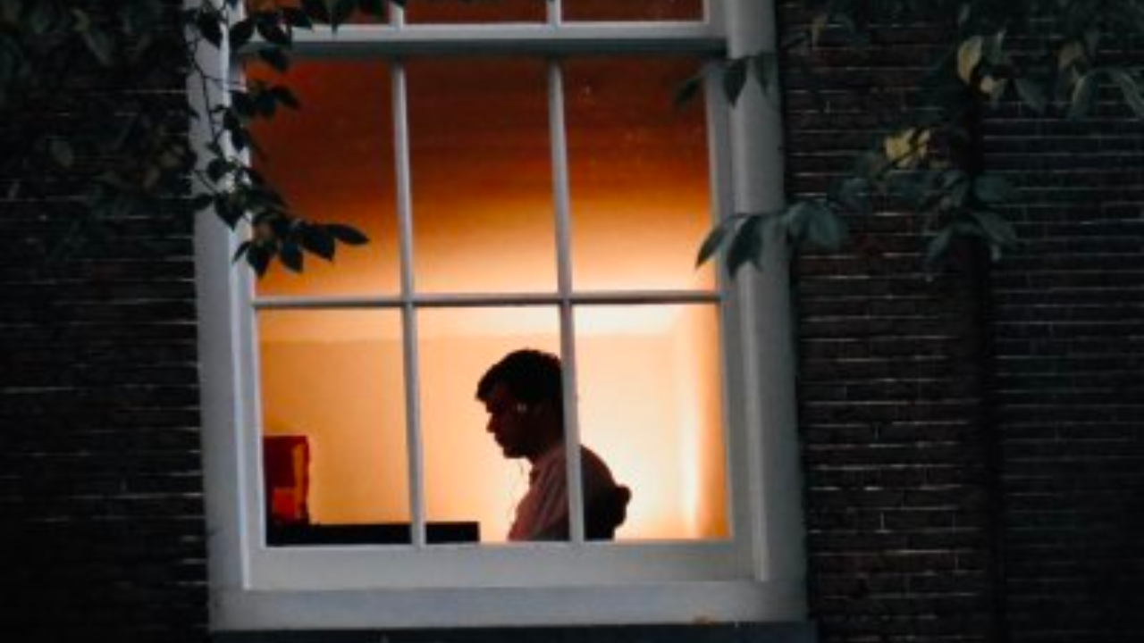 AI linked to loneliness, insomnia