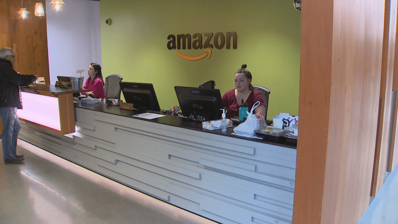 Amazon penalizes staff for remote work