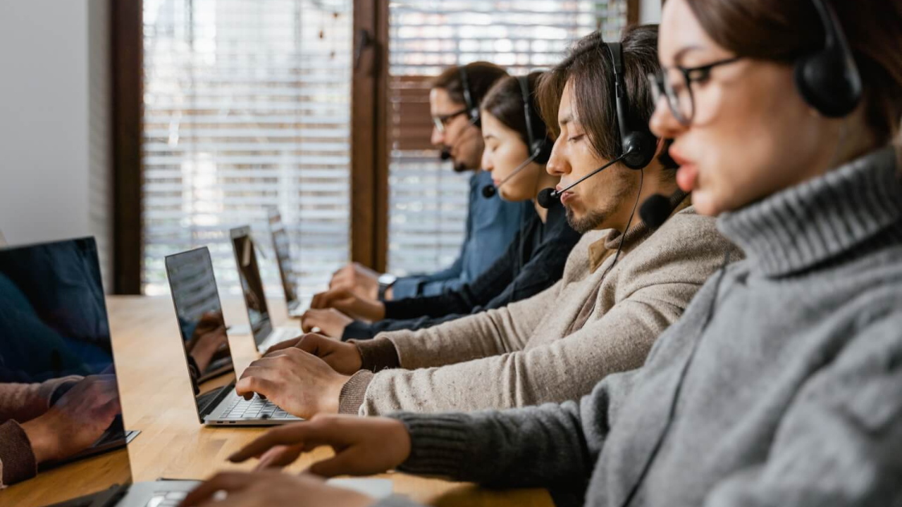 AI-driven call centers 2030