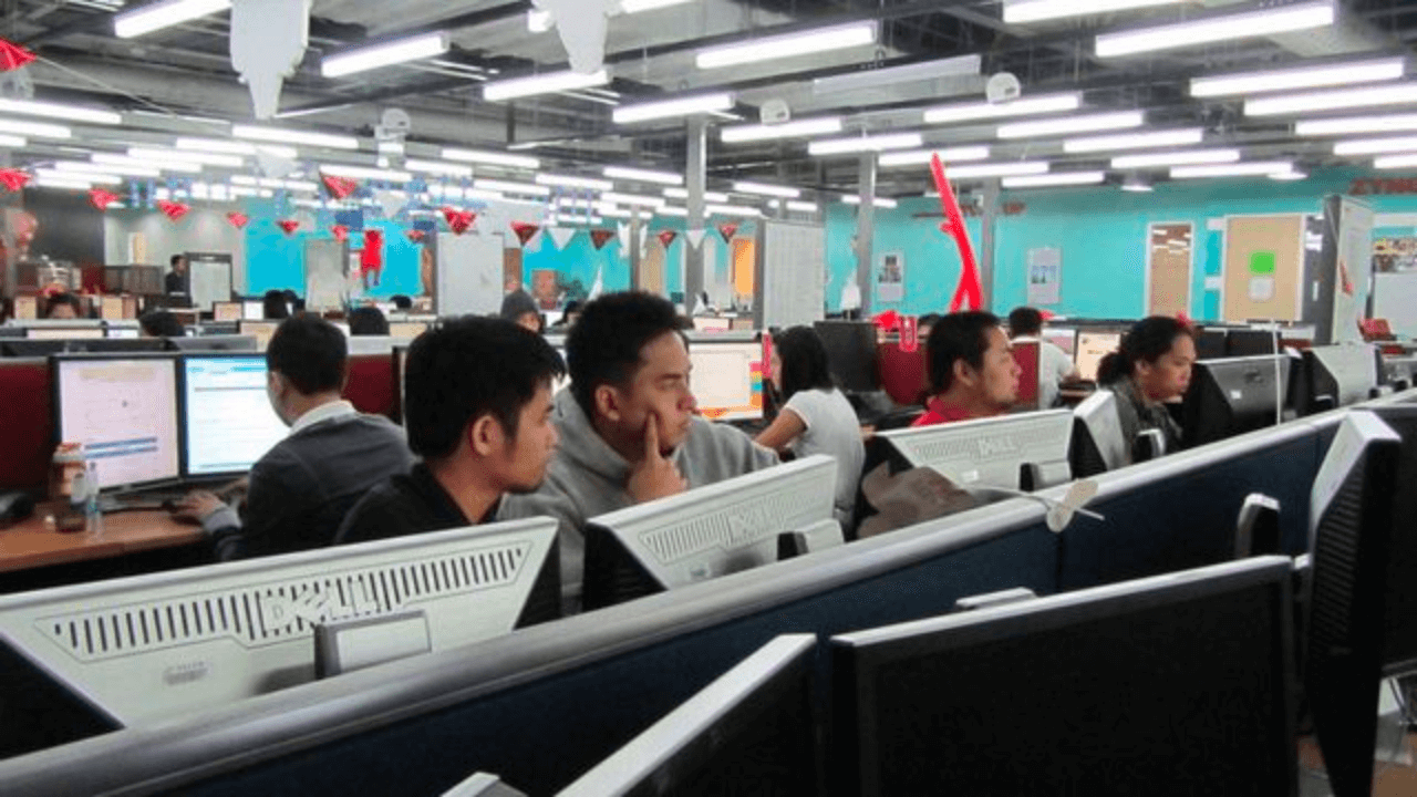 Philippine call centers rural shift