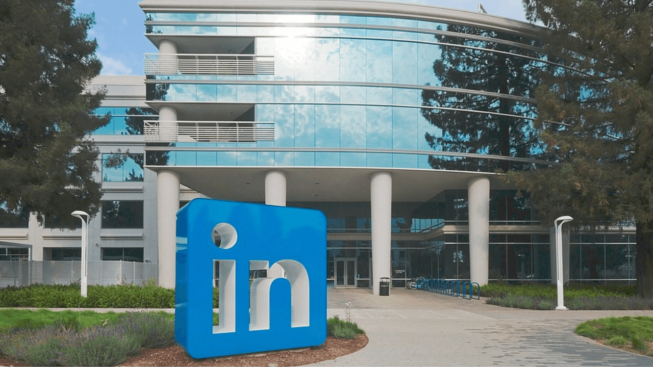LinkedIn lays off workers