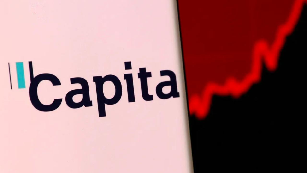 Capita cuts 900 jobs