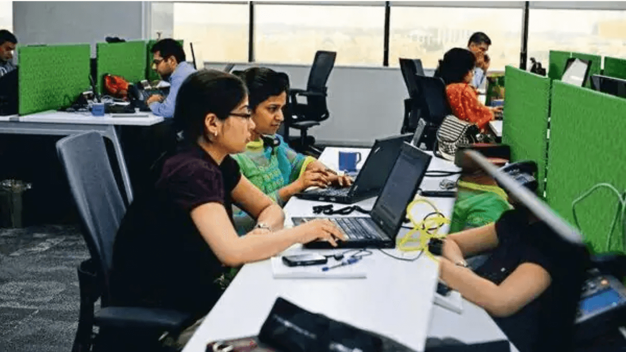 India women jobs in February