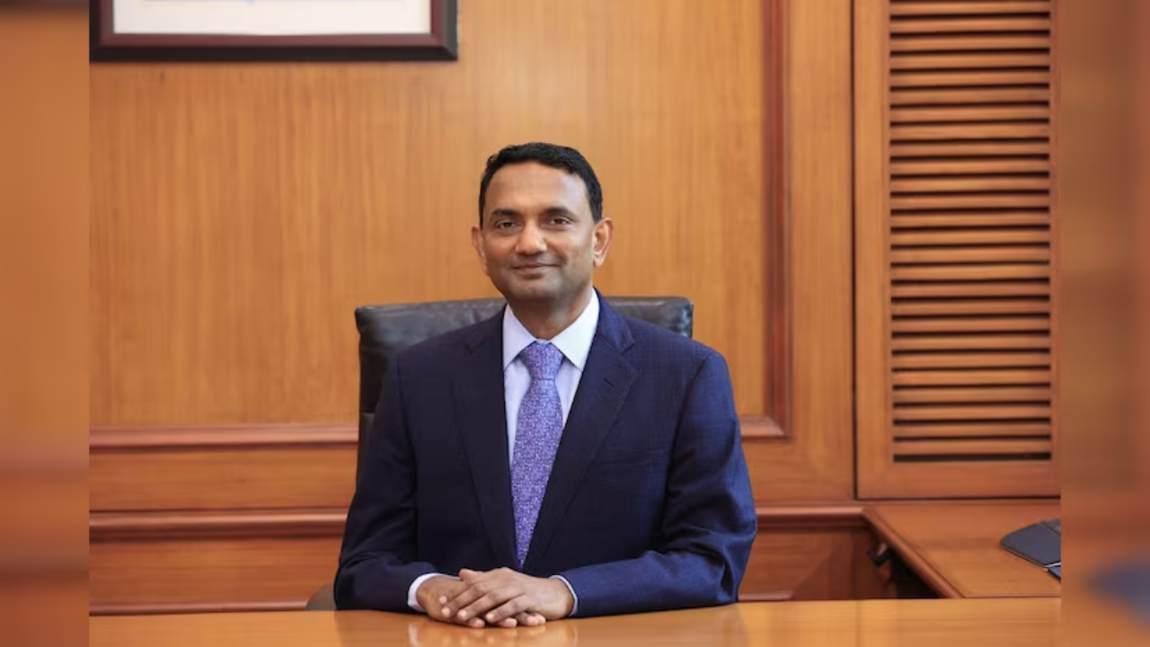 TCS chief AI threatens jobs