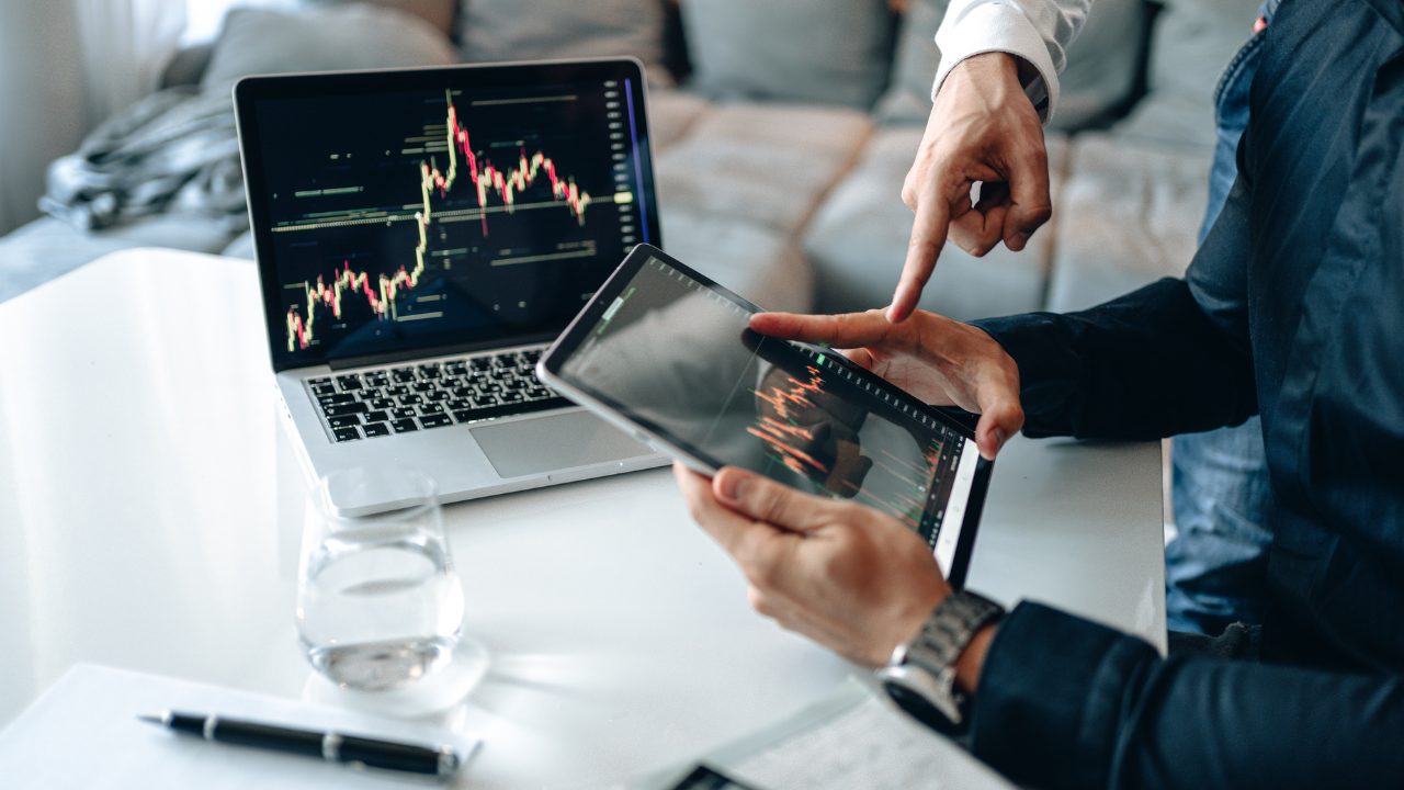 Outsourced trading boosts investment