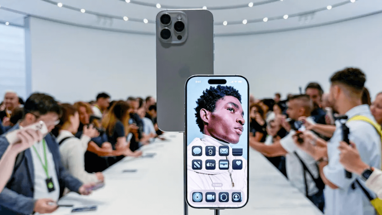 apple-outsources-iphone-16-production