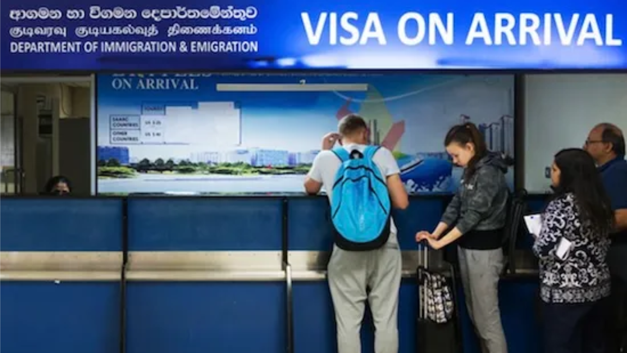 sri-lanka-immigration-chief-arrested