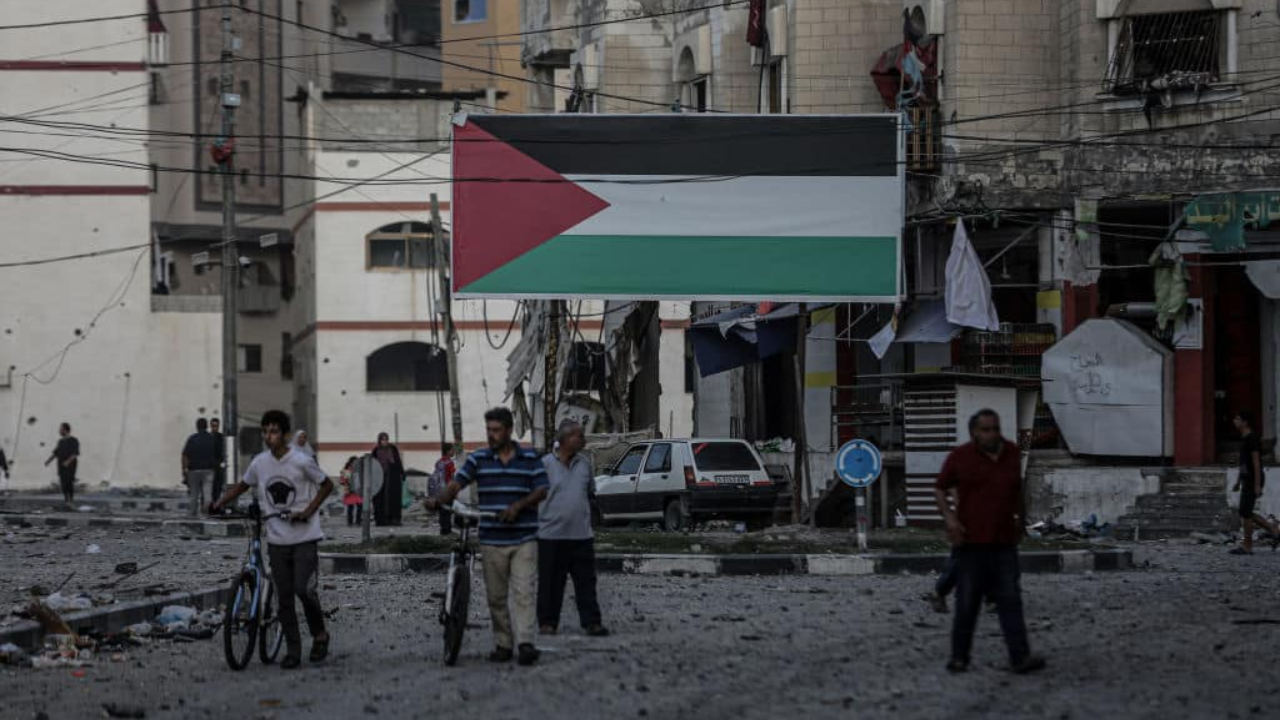 gaza-tech-pioneer-rebuilds