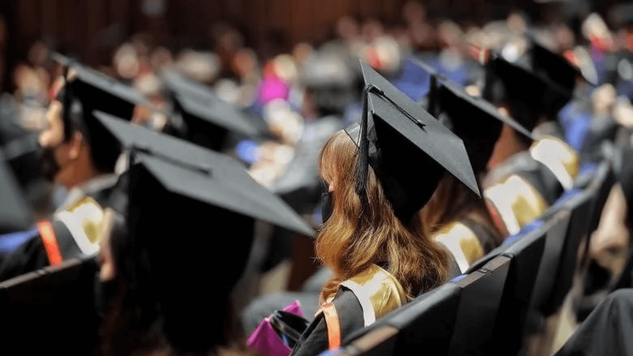 gcc-higher-salaries-to-fresh-grads