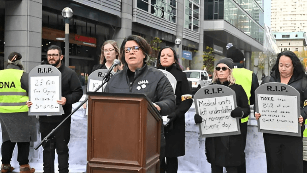 nurses-protest-understaffing-in-canada