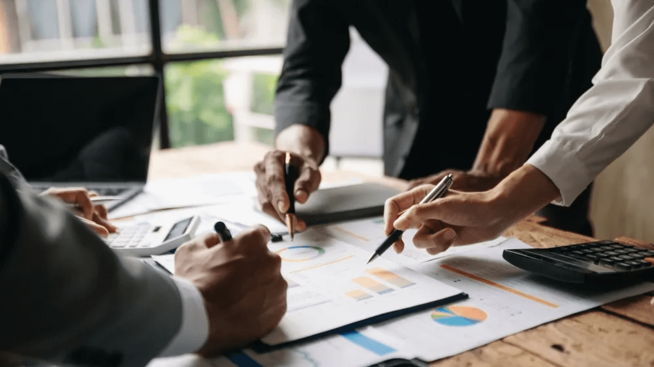 fund-managers-embrace-outsourcing