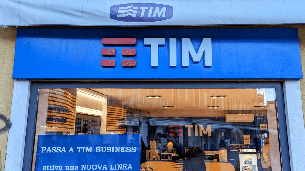 tim-brasil-expands-outsourcing