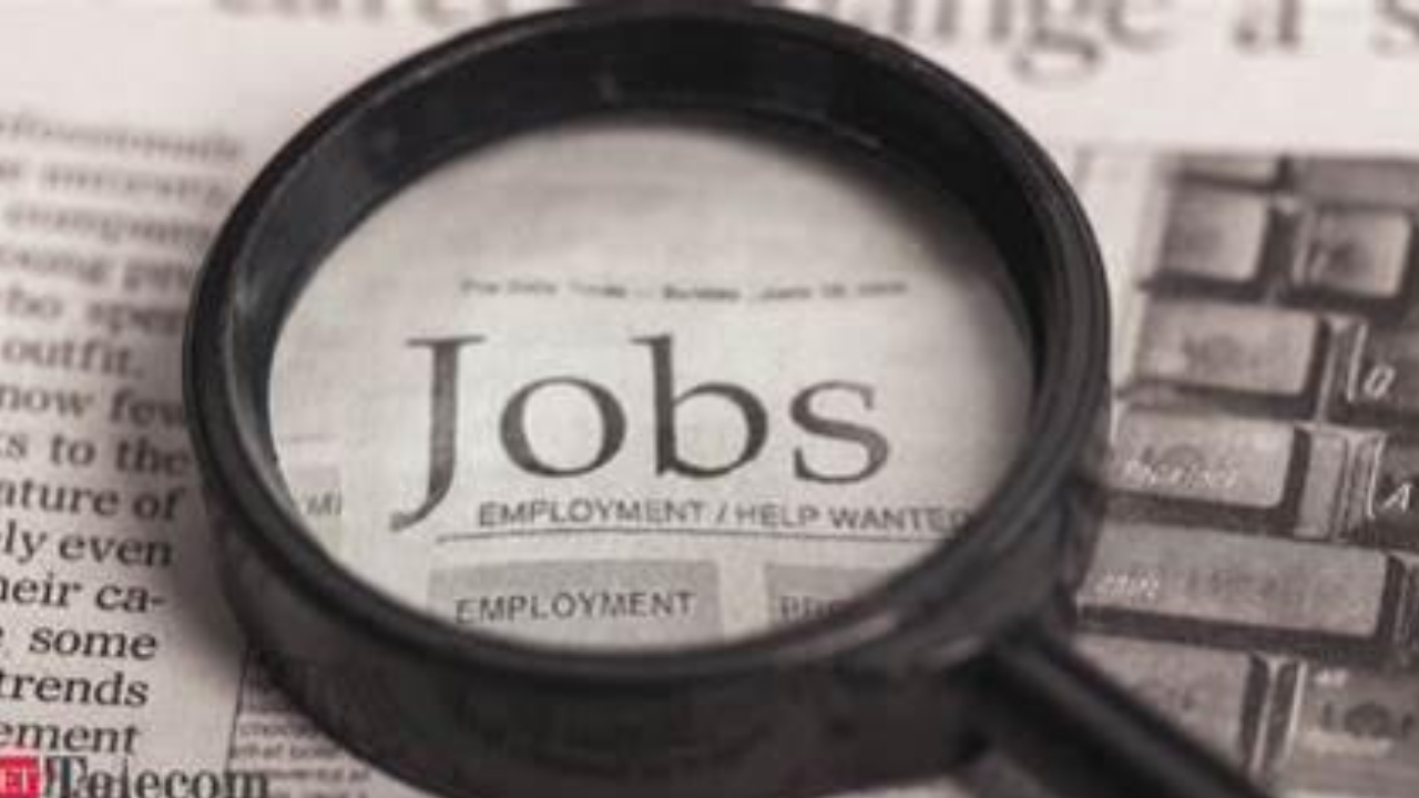 India's IT hiring drops 72% as AI drives $283Bn outsourcing sector shift