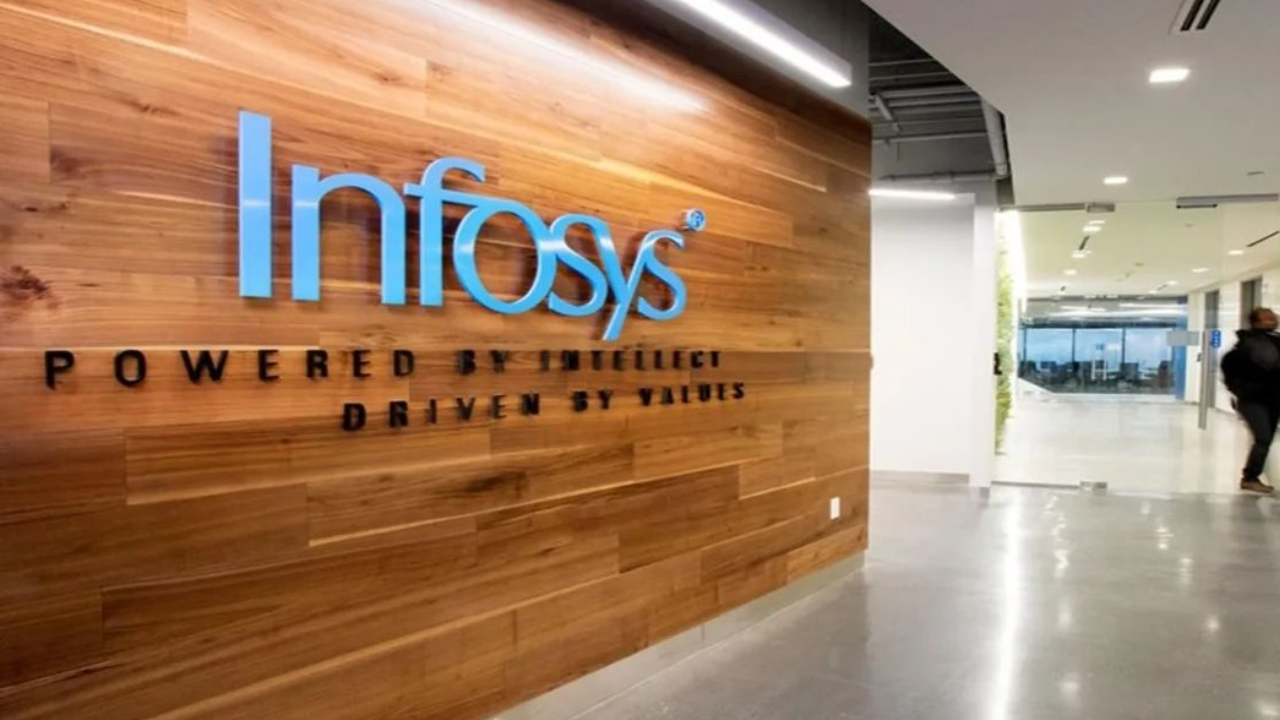 Infosys opens Makers Lab at India's AKTU to boost tech skills