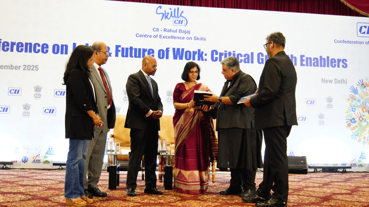 India’s hiring intent soars 11% in 2026, fueled by AI