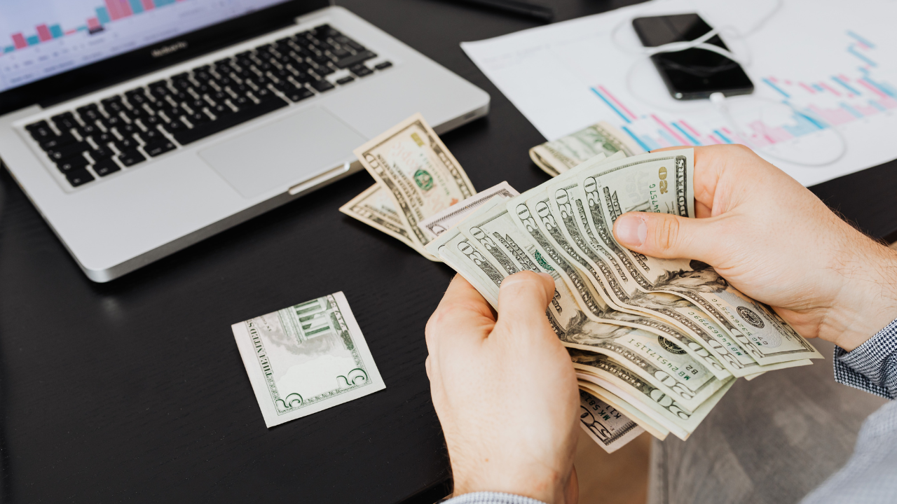 AI strategies help banks close the fintech innovation gap