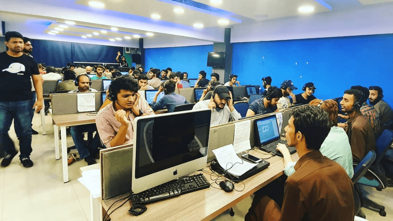 Pakistan allows 24/7 call center ops amid energy crisis