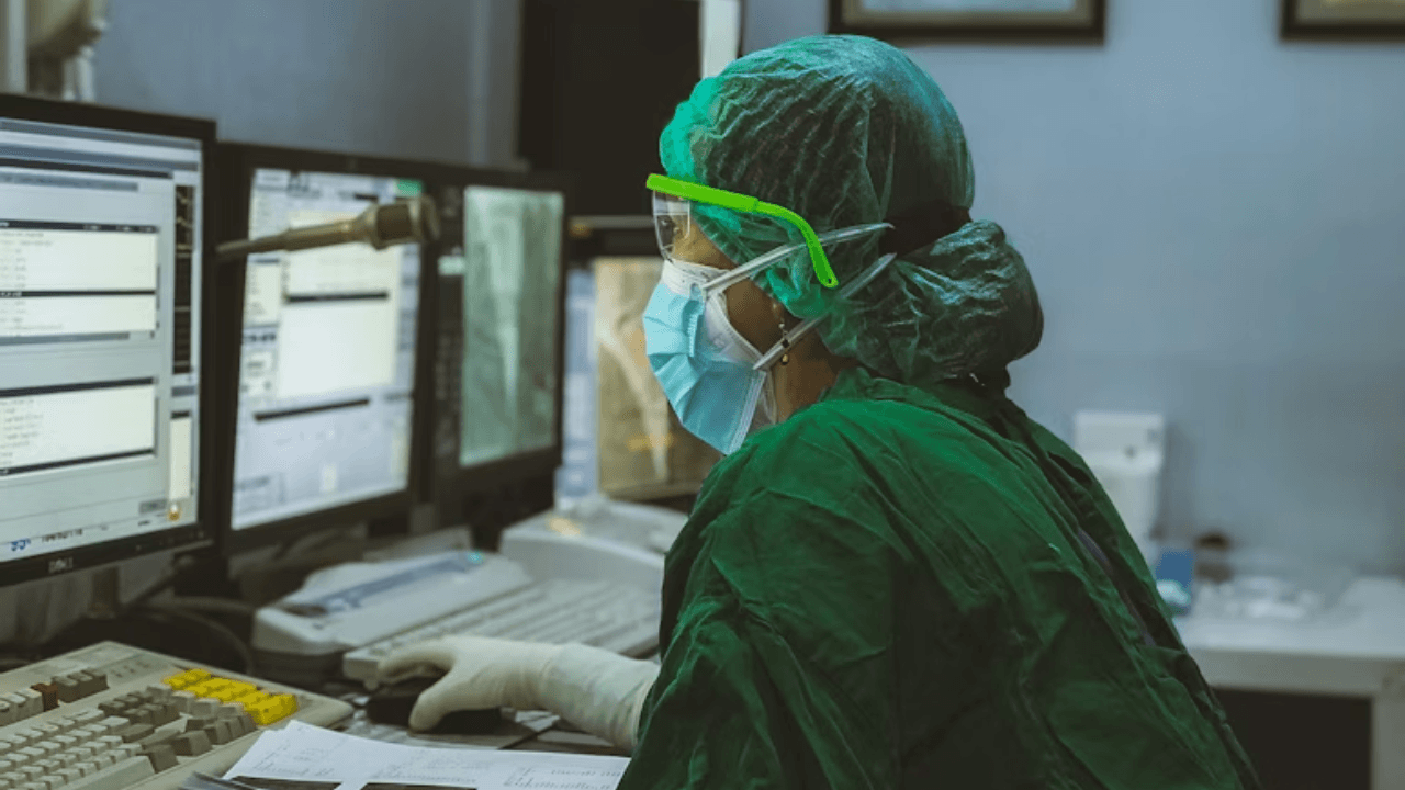 Lawsuit exposes hidden market for U.S. medical record
